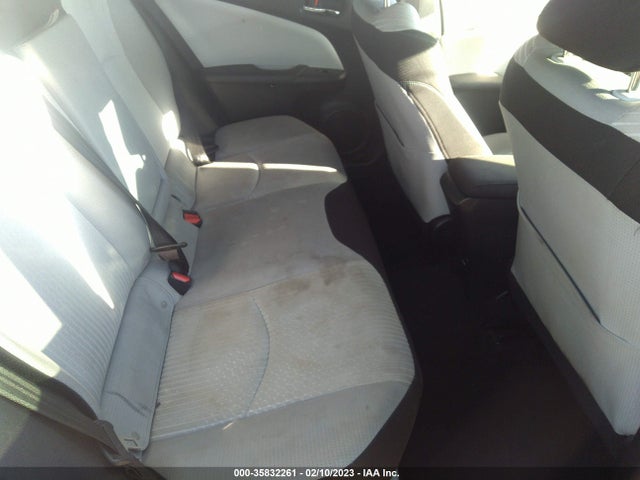 Toyota Prius Four 2016 JTDKARFU4G3020782 Image 8