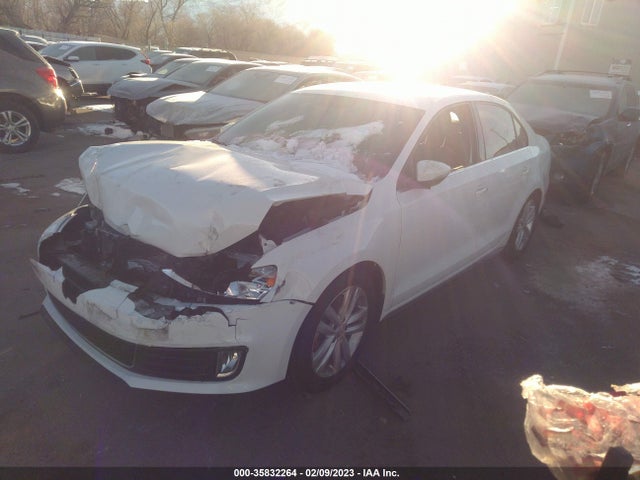 3VW4S7AJ5EM353590 Volkswagen Jetta Sedan Gli