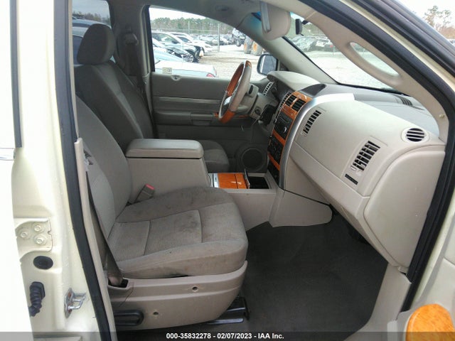 1A8HX58N18F140149 Chrysler Aspen Limited