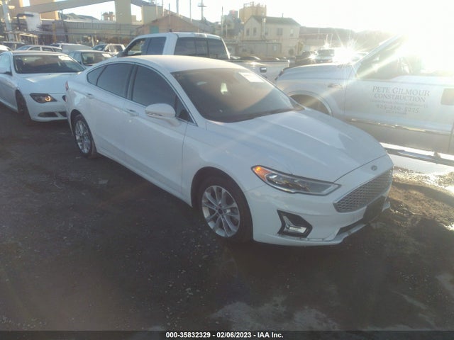 2020 Ford Fusion, VIN: 3FA6P0SU7LR251727
