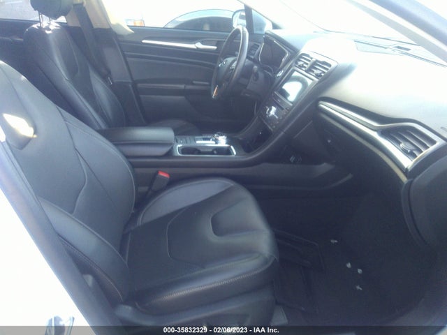 2020 Ford Fusion, VIN: 3FA6P0SU7LR251727