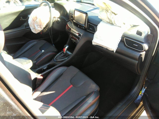 2020 Hyundai Veloster, VIN: KMHTH6AB3LU021989