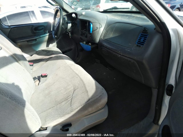 2000 FORD F-150 VIN: 1FTPX17L6YKA44696