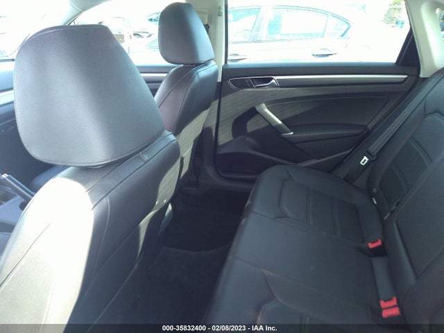 2017 Volkswagen Passat, VIN: 1VWDT7A37HC041680
