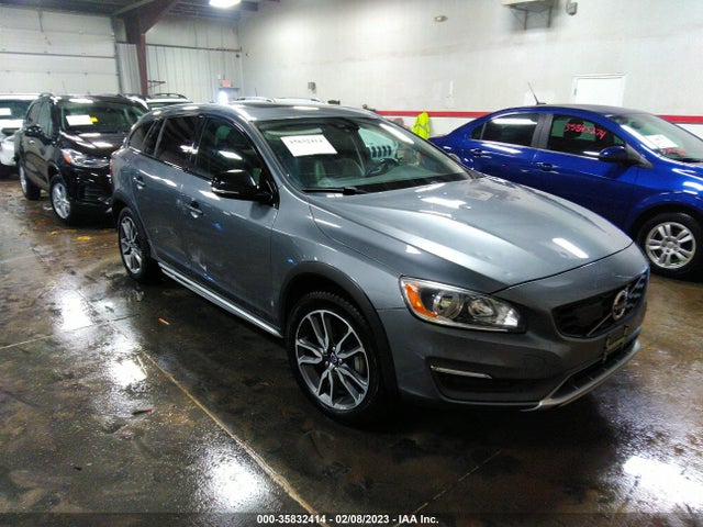 2016 Volvo V60, VIN: YV4612HK2G1006666
