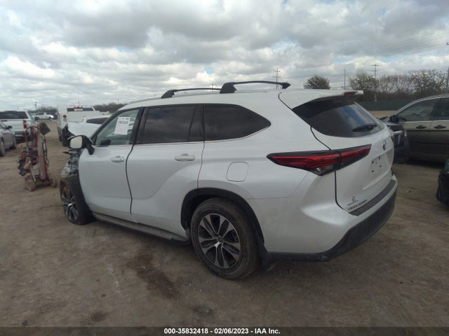 Toyota HIGHLANDER HYBRID 2022 5TDGARAHXNS515273 Image 4