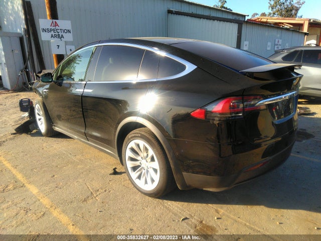 2020 Tesla Model X, VIN: 5YJXCDE27LF283980