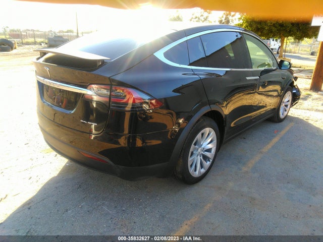 2020 Tesla Model X, VIN: 5YJXCDE27LF283980