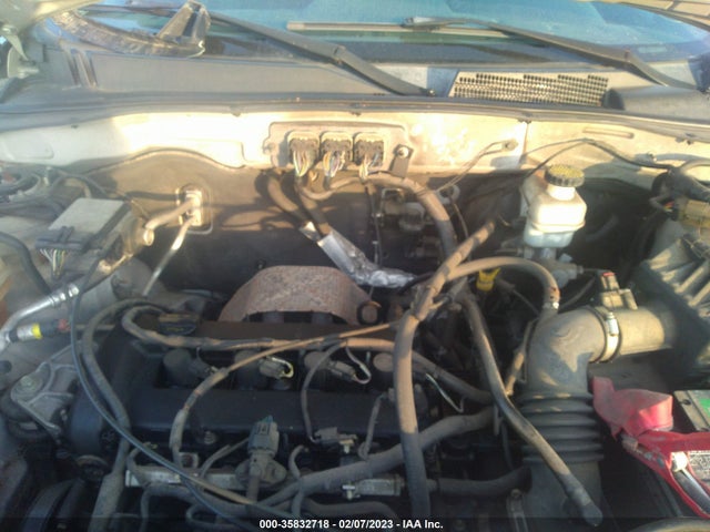 2008 FORD ESCAPE XLT VIN: 1FMCU03Z48KB83880