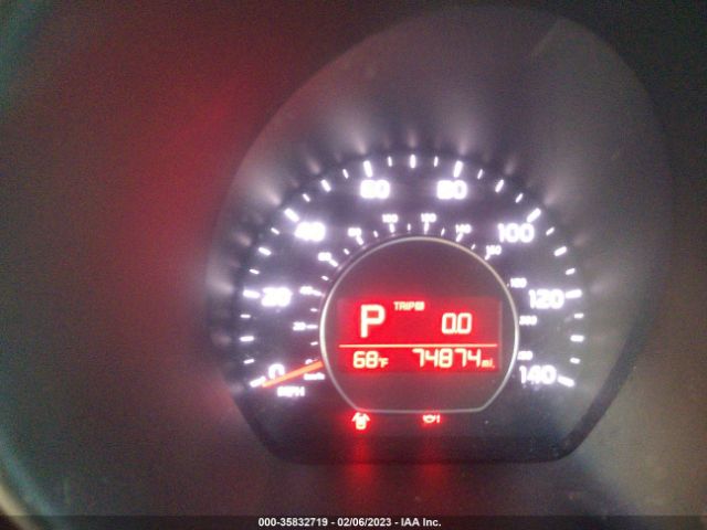 KNDJP3A53H7427073 KIA SOUL +
