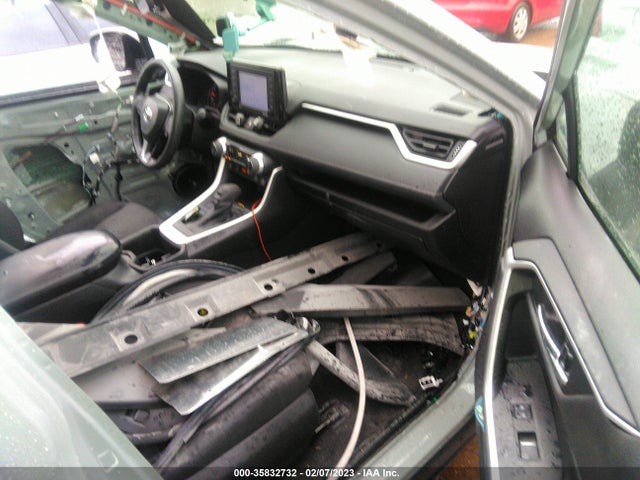 2022 TOYOTA RAV4 XLE VIN: 2T3P1RFV9NW249385