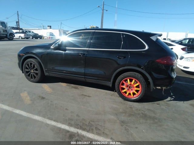 2014 Porsche Cayenne, VIN: WP1AA2A23ELA09776