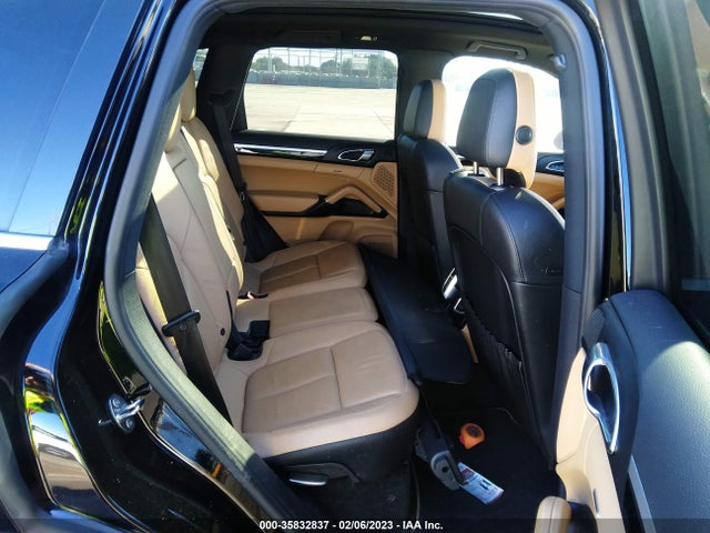 2014 Porsche Cayenne, VIN: WP1AA2A23ELA09776