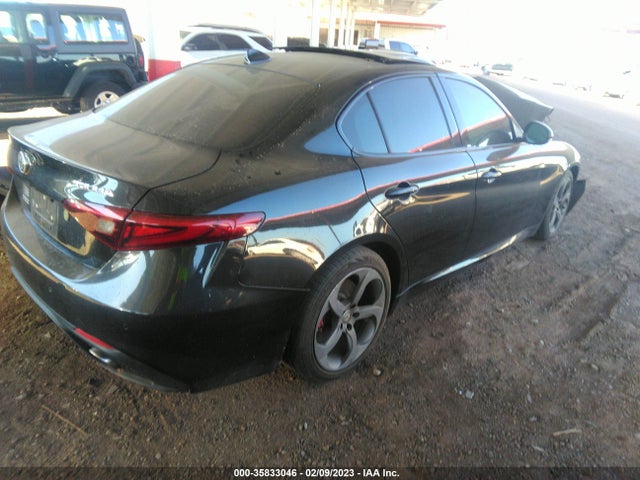 2017 Alfa Romeo Giulia, VIN: ZARFAEBN9H7562209