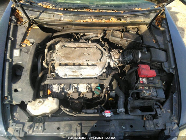 JH4KB2F68AC001924 Acura Rl Tech Pkg/tech/cmbs