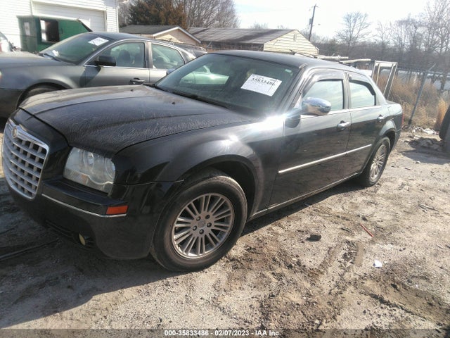 Chrysler 300 2010 2C3CA5CV4AH164318 Image 2