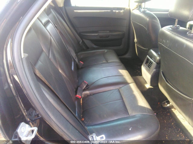 Chrysler 300 2010 2C3CA5CV4AH164318 Image 9