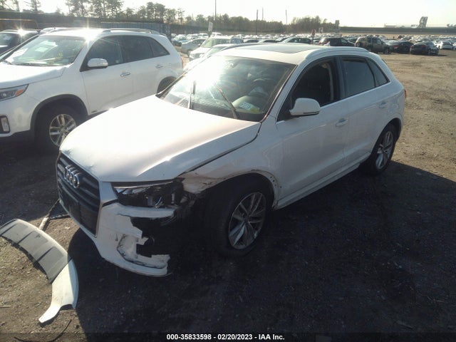 WA1EFCFS6GR000213 Audi Q3 Premium Plus