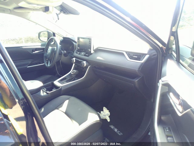 2019 TOYOTA RAV4 XLE PREMIUM VIN: 2T3C1RFV4KW034295