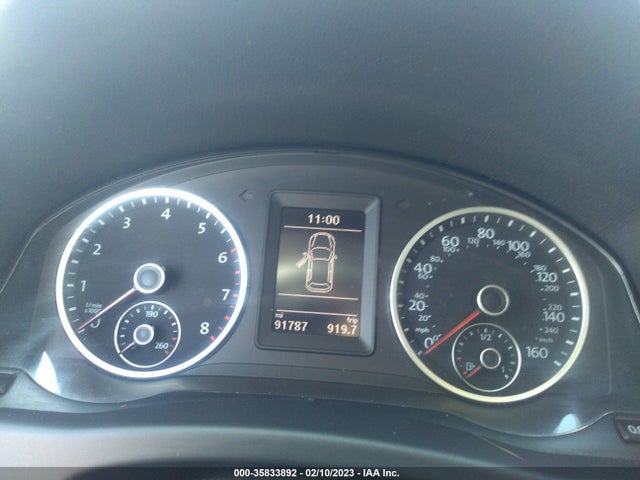 WVGAV7AX2HK043132 Volkswagen Tiguan