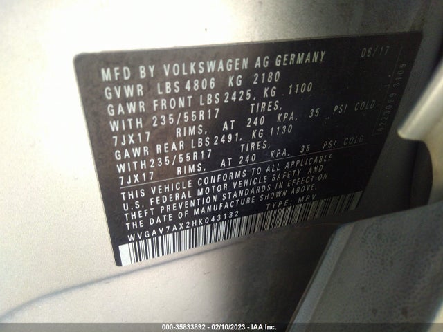 WVGAV7AX2HK043132 Volkswagen Tiguan