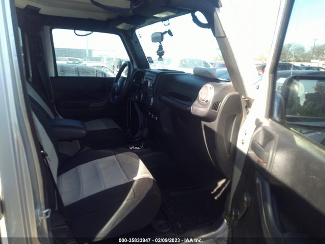 2012 JEEP WRANGLER UNLIMITED SPORT VIN: 1C4BJWDG7CL267588