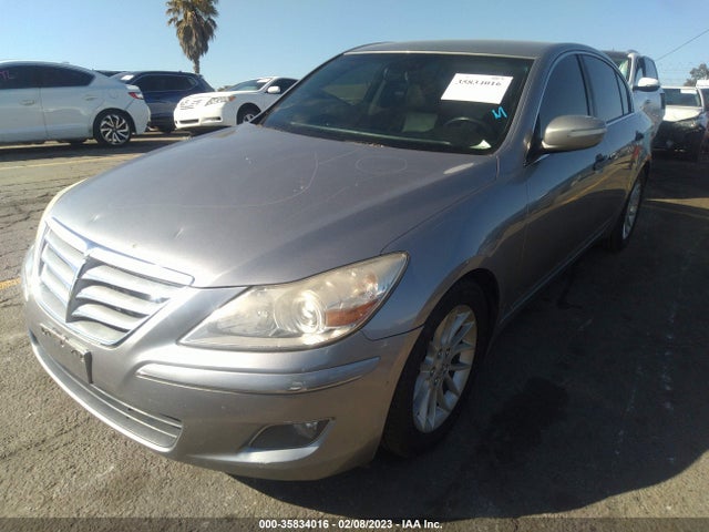 Hyundai Genesis 2009 KMHGC46E39U040591 Image 2