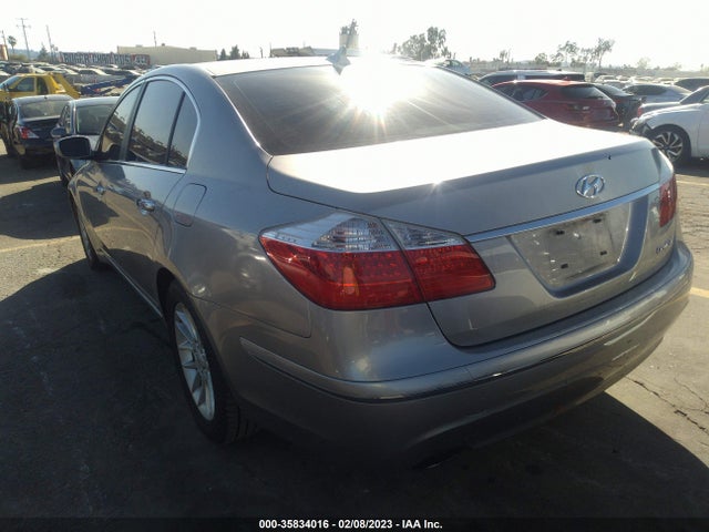 Hyundai Genesis 2009 KMHGC46E39U040591 Image 4