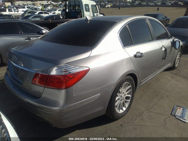 Hyundai Genesis 2009 KMHGC46E39U040591 Image 5
