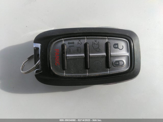 2018 Chrysler Pacifica Hybrid, VIN: 2C4RC1L77JR248315