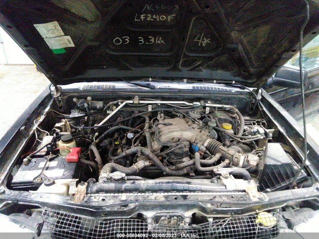 2003 NISSAN FRONTIER 4WD XE VIN: 1N6ED29Y83C429272
