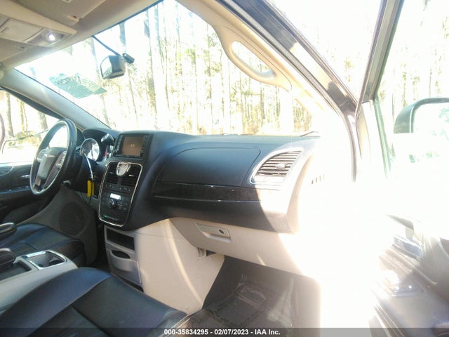 2C4RC1BG6ER377248 Chrysler Town & Country