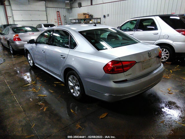 1VWAT7A34GC056901 Volkswagen Passat 1.8t S
