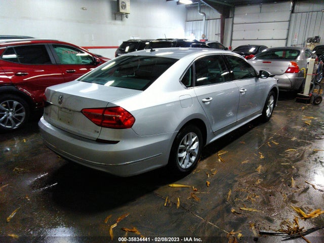 1VWAT7A34GC056901 Volkswagen Passat 1.8t S