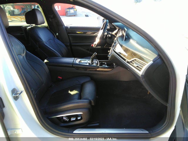 BMW 7 Series 740i 2016 WBA7E2C53GG548317 Image 6