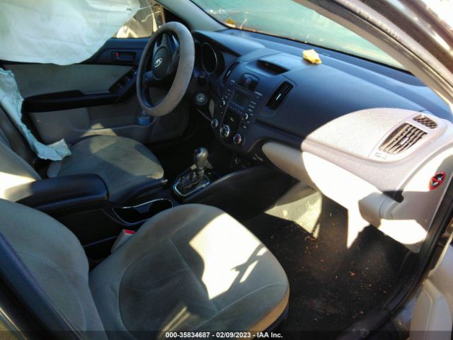 KNAFU4A24C5558153 KIA FORTE EX