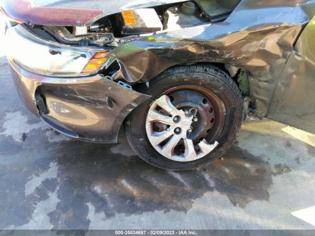 KNAFU4A24C5558153 KIA FORTE EX