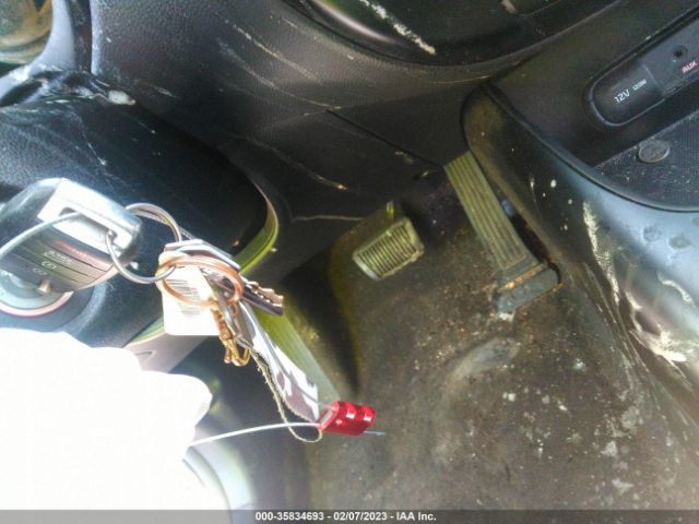 KNDJP3A55J7575456 KIA SOUL +