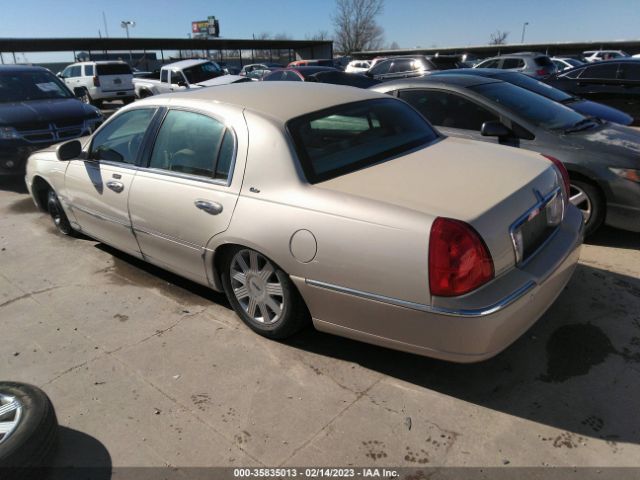 1LNHM83W83Y611014 Lincoln Town Car Cartier