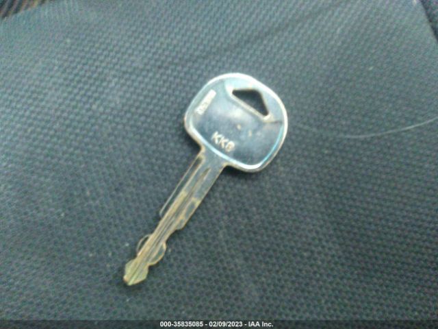 KNDJT2A20B7197799 KIA SOUL +