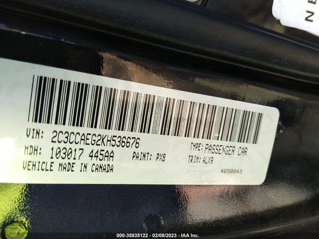 2019 CHRYSLER 300 LIMITED VIN: 2C3CCAEG2KH536676