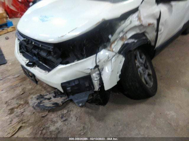 2018 Honda CR-V, VIN: 2HKRW2H53JH605748