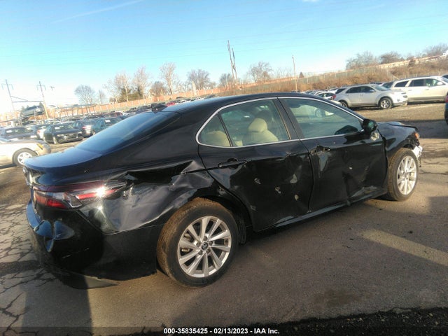 Toyota CAMRY LE 2022 4T1C11AK2NU678857 Image 4