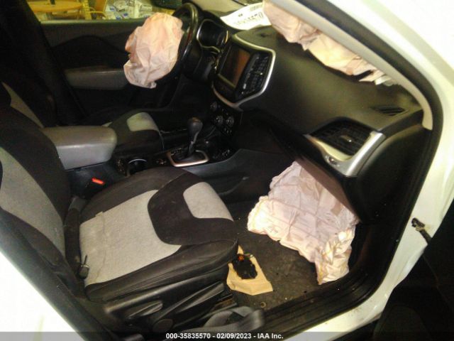 1C4PJMCS4EW140587 Jeep Cherokee Latitude