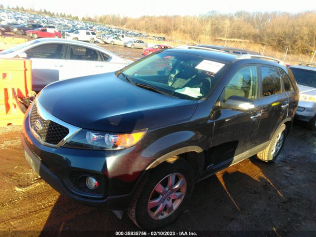 5XYKTCA63CG299681 KIA SORENTO LX