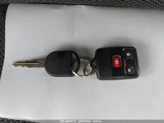 2005 FORD ESCAPE XLT VIN: 1FMYU93165KB75554