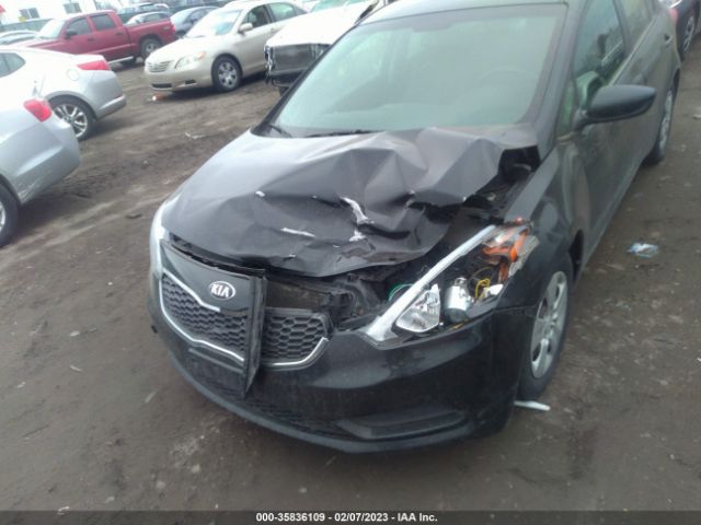 KNAFK4A68G5612195 KIA FORTE LX