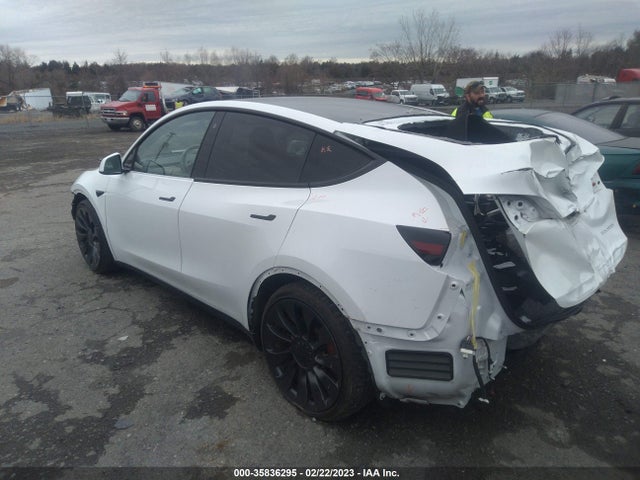 Tesla Model Y Performance 2022 7SAYGDEF0NF326640 Image 3