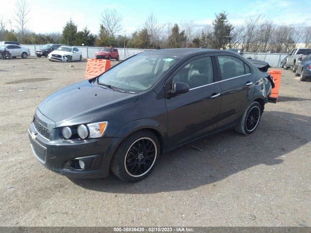 Chevrolet SONIC LTZ 2016 1G1JE5SB8G4143601 Image 2