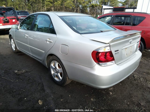 2005 TOYOTA CAMRY SE VIN: 4T1BE32K25U593012
